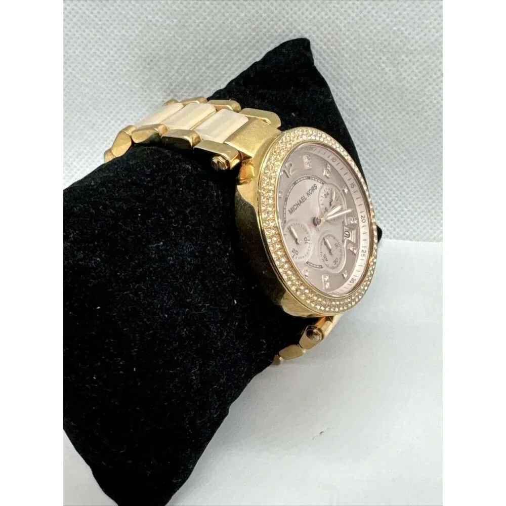 Michael Kors Parker MK5896 Women Rose Gold Analog Dial Quartz Wrist Watch JNA434